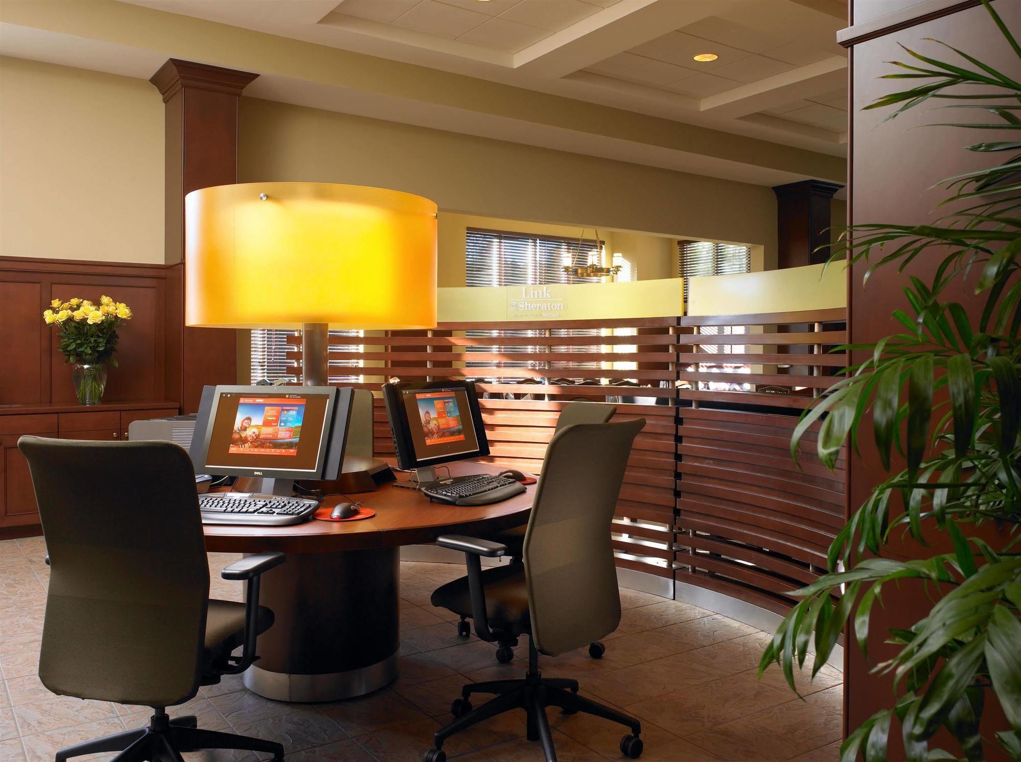 Four Points By Sheraton Houston West Exterior photo